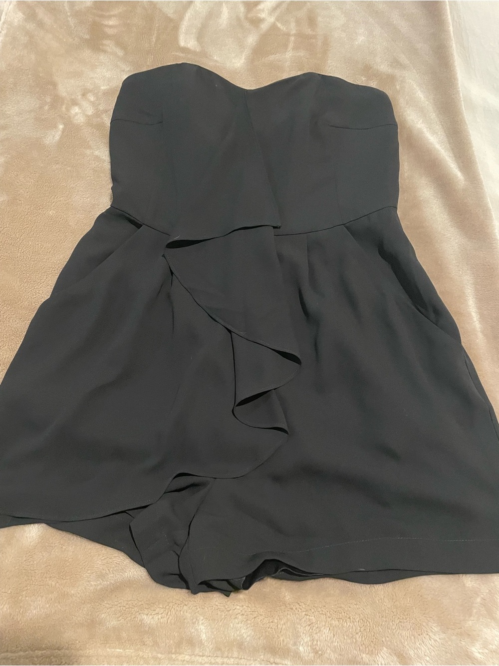 Express Strapless Black Ruffle Romper - Picture 2 of 3